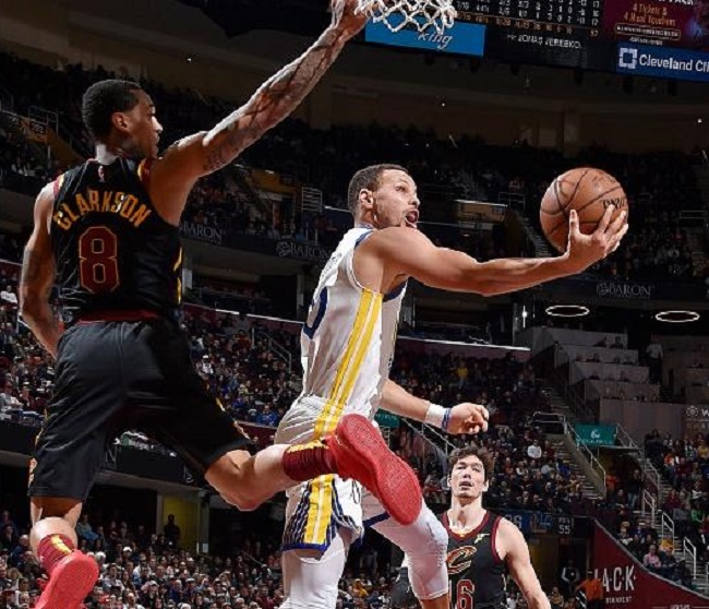 举办训练营 举办训练营