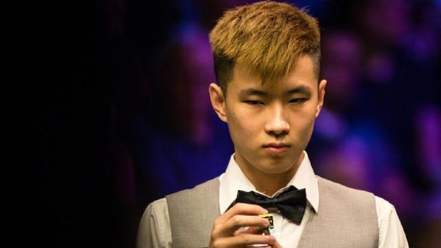 这个词背后 这个词背后