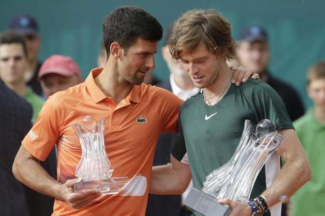 务于团队执 务于团队执