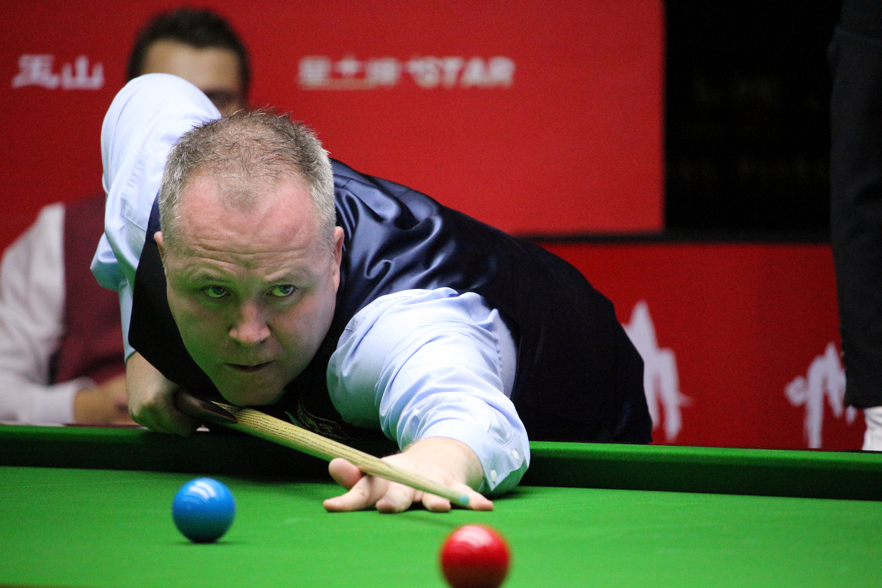 对雄鹿的对 对雄鹿的对